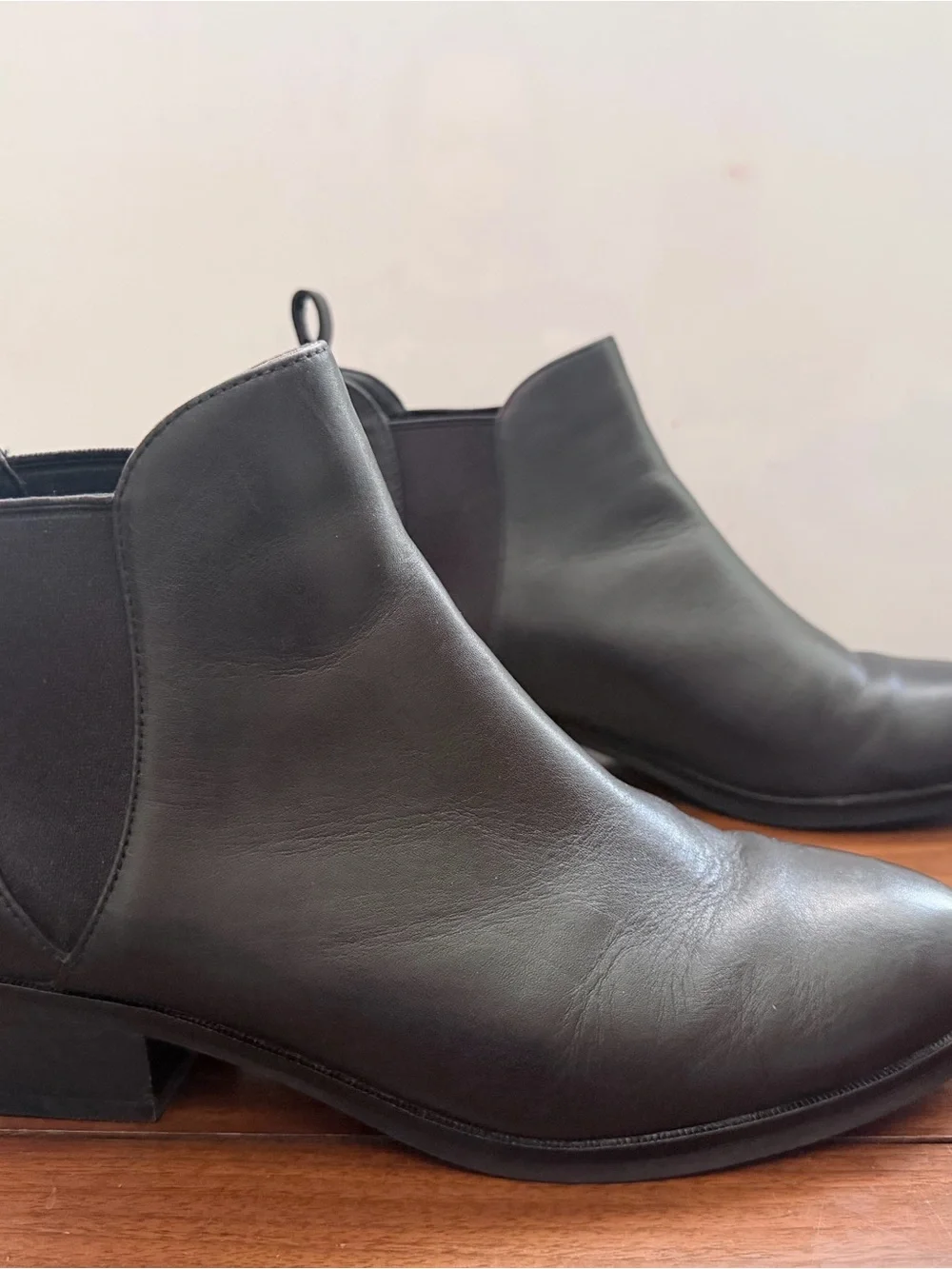 Cole Haan Black Leather Chelsea Ankle Boots- 9.5- Grand Series